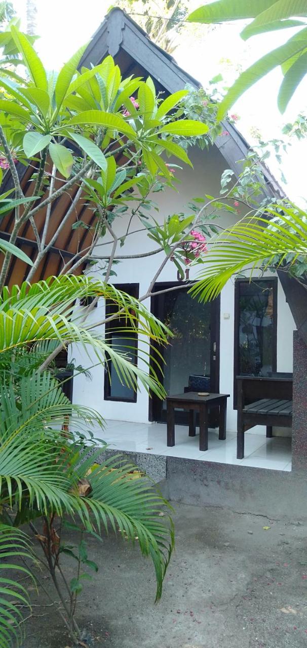 Hello Lumbung Homestay Gili Air Exteriör bild